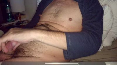 borntobe_hot live cam on Cam4