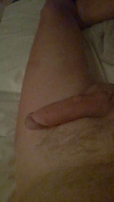 borovo_hot live cam on Cam4