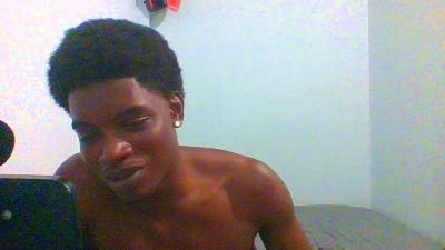 boss_andrew live cam on Cam4