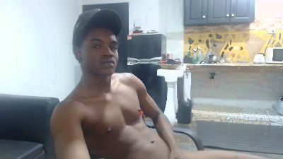 boss_andrew live cam on Cam4