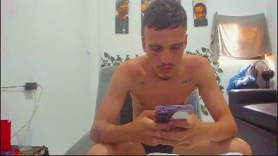 boss_yorley live cam on Cam4