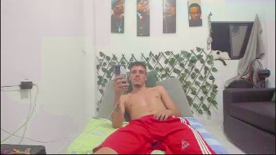 boss_yorley live cam on Cam4