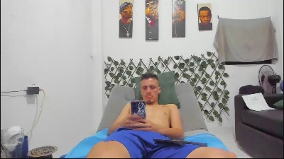 boss_yorley live cam on Cam4