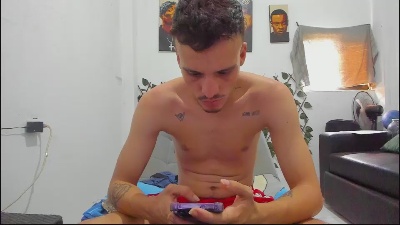 boss_yorley live cam on Cam4