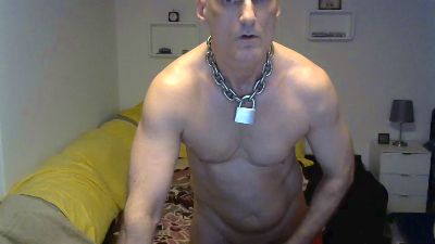 bottomdaddy2 live cam on Cam4