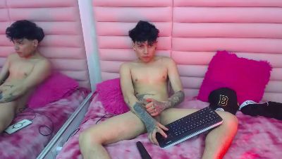 boy_sex451 live cam on Cam4