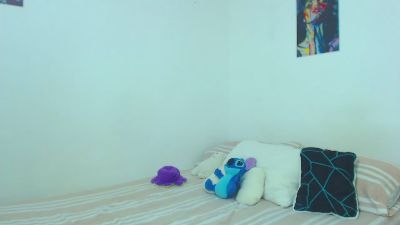 boy_sexy_latino live cam on Cam4