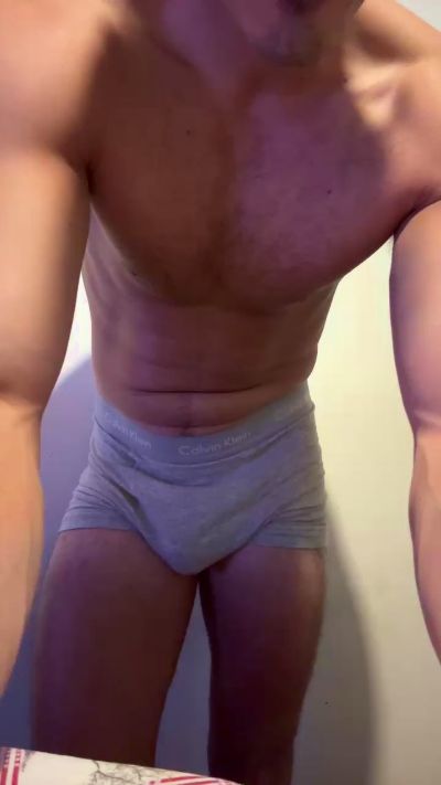 boyildiz live cam on Cam4