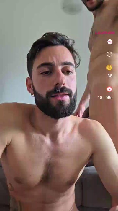 boys4boys2 live cam on Cam4