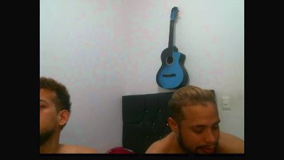 boys_hot_and_h1 live cam on Cam4
