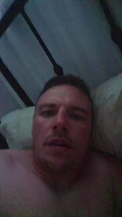 brad_sexy live cam on Cam4