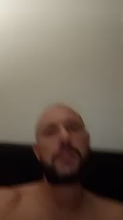 bratan350004 live cam on Cam4
