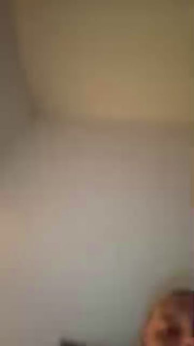 bratan350004 live cam on Cam4