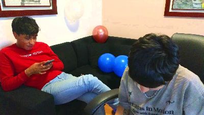 bratbuddies live cam on Cam4