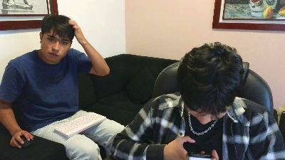 bratbuddies live cam on Cam4