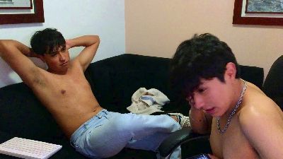 bratbuddies live cam on Cam4