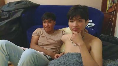 bratbuddies live cam on Cam4