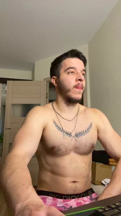 bravo_maestro live cam on Cam4