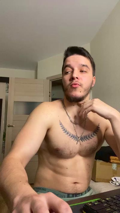 bravo_maestro live cam on Cam4