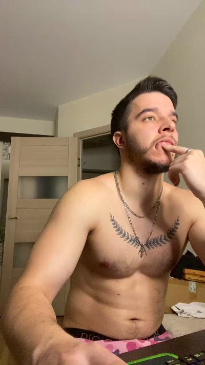 bravo_maestro live cam on Cam4