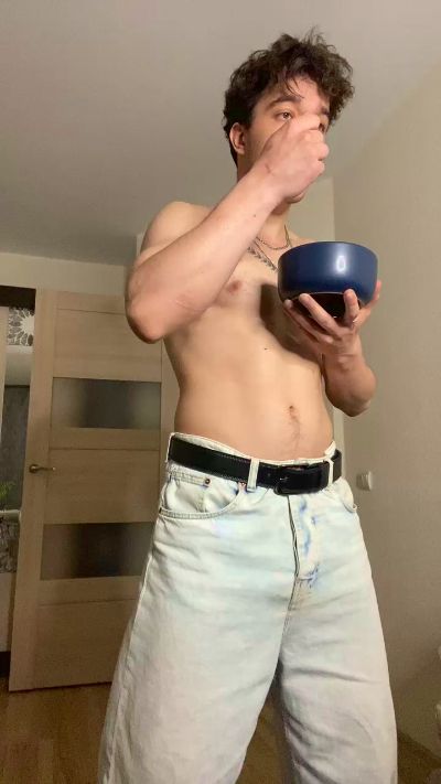 bravo_maestro live cam on Cam4