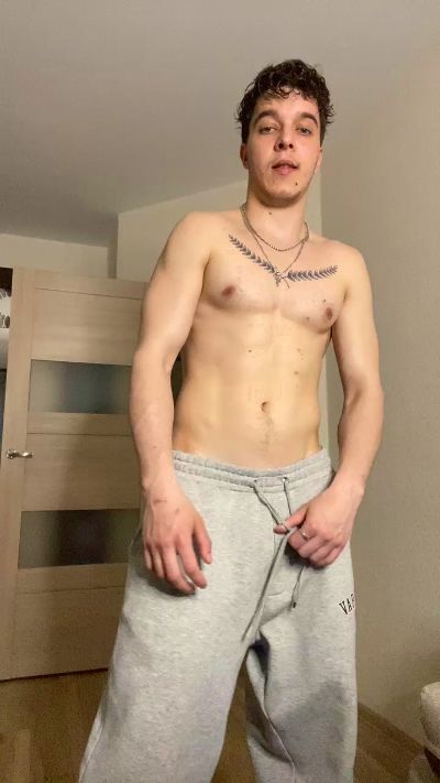bravo_maestro live cam on Cam4