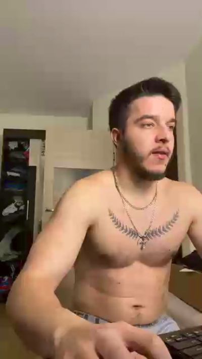 bravo_maestro live cam on Cam4