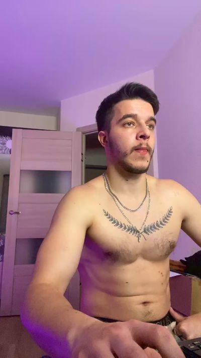 bravo_maestro live cam on Cam4