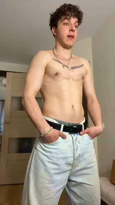 bravo_maestro live cam on Cam4
