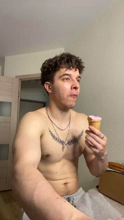 bravo_maestro live cam on Cam4