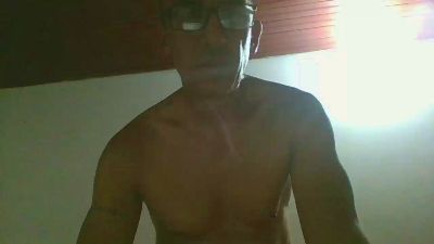 brayanes23 live cam on Cam4