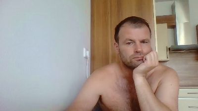 bredik1 live cam on Cam4