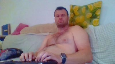 bredik1 live cam on Cam4