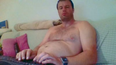bredik1 live cam on Cam4