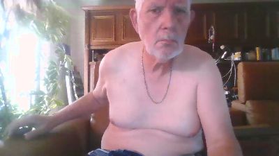 brezelberti57 live cam on Cam4