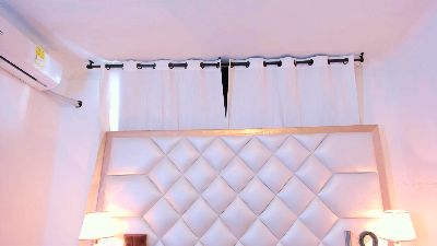 brittany069 live cam on Cam4