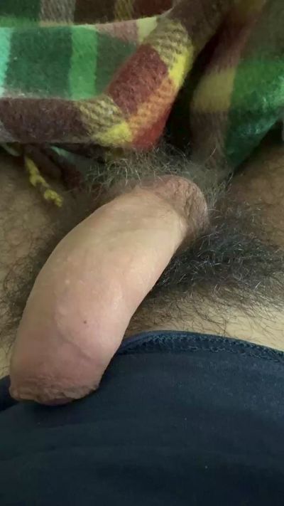 bro2008 live cam on Cam4
