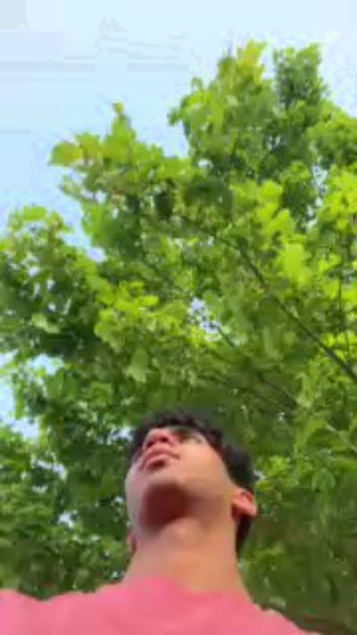 brownboycheeks3 live cam on Cam4