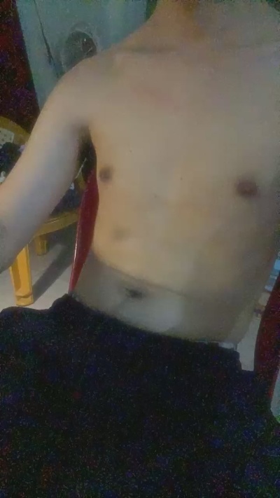 brownie84 live cam on Cam4