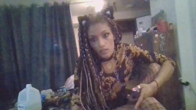 brownshuga live cam on Cam4