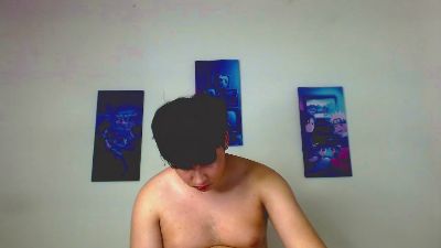 bruce_max live cam on Cam4