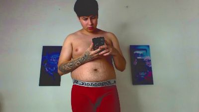 bruce_max live cam on Cam4