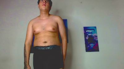 bruce_max live cam on Cam4