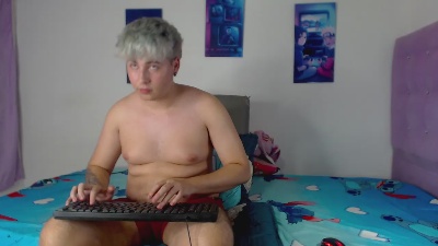 bruce_max live cam on Cam4