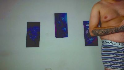 bruce_max live cam on Cam4