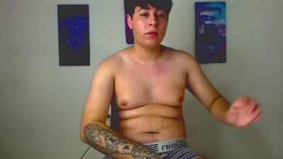 bruce_max live cam on Cam4