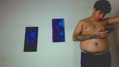 bruce_max live cam on Cam4