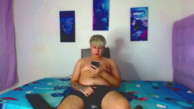 bruce_max live cam on Cam4