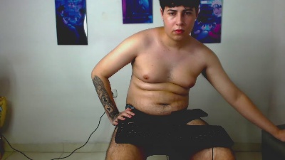 bruce_max live cam on Cam4