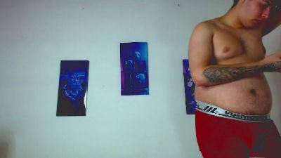 bruce_max live cam on Cam4